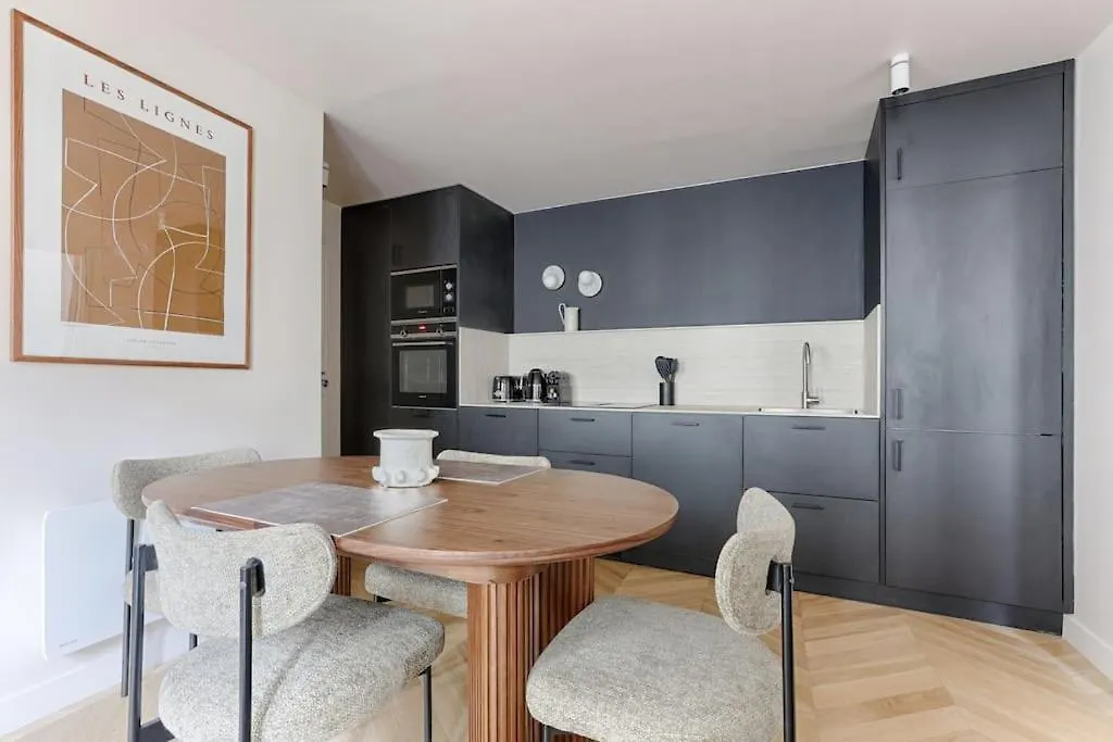 Apartment Mykeypers - Luxury & Design Flat 1Br/4P- Bastille Paris